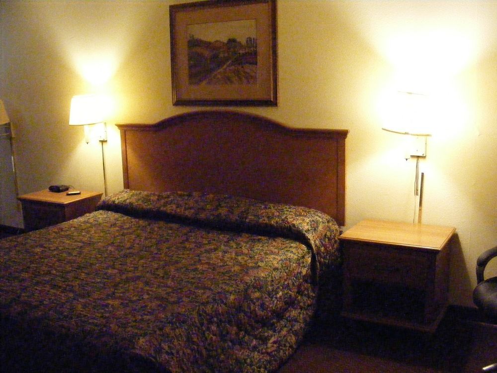 Americas Best Value Inn Lockhart Tx Екстер'єр фото
