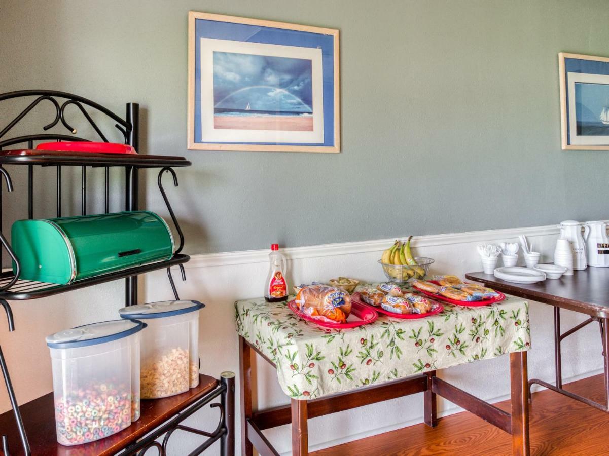 Americas Best Value Inn Lockhart Tx Екстер'єр фото